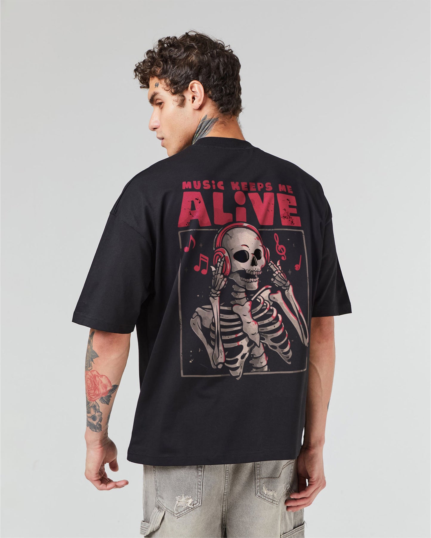 Music make me ALIVE Tee